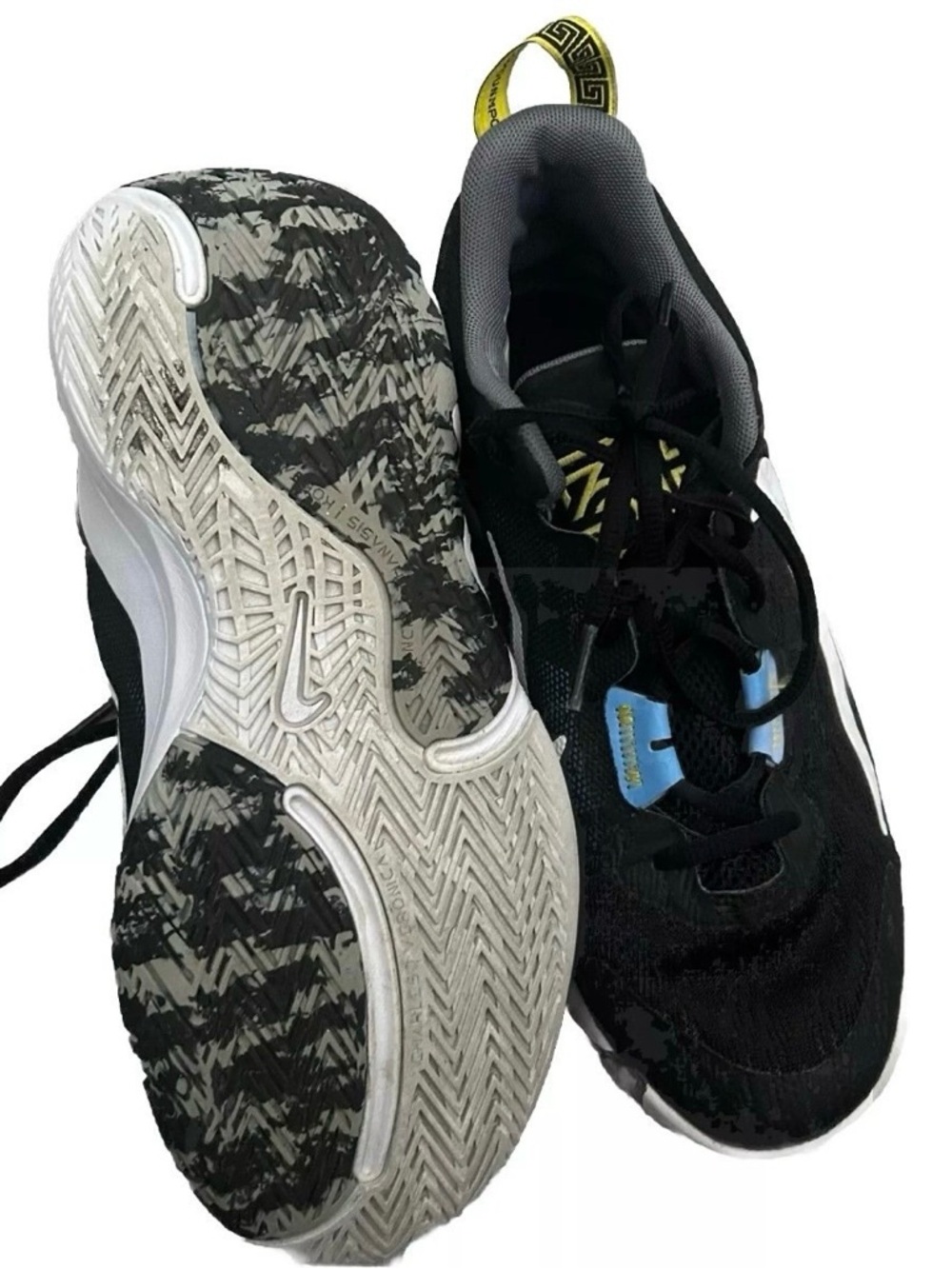 Boy’s Nike Black Sneakers Size 6Y - Picture 4 of 4